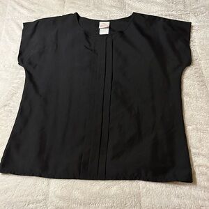 Black shell top